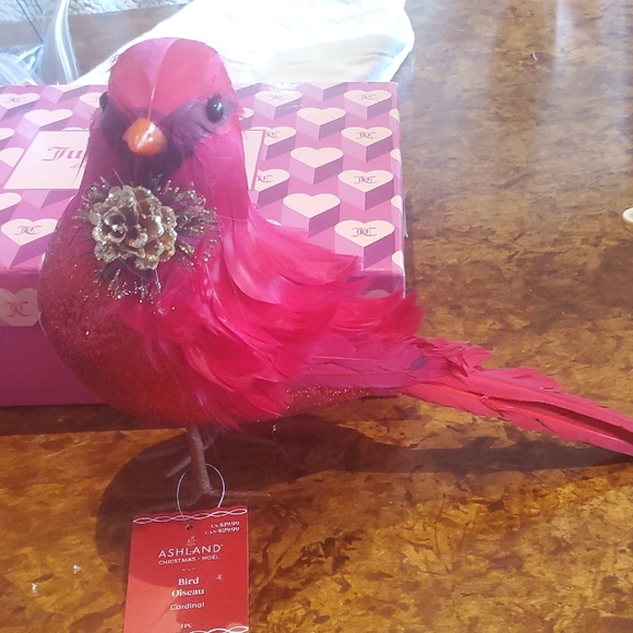 Ashland Red Bird Decor Accents with Metallic Neck Details - Picture 2 of 9